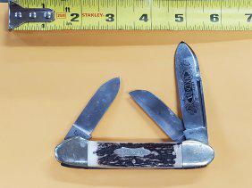 1977 KISSING CRANE NKCA&DA SOLINGEN 3499 OF 5000: READ ENTIRE DESCRIPTION BEFORE BIDDING PLEASE. SEE PICTURES AND YOU BE THE JUDGE OR STOP IN AND SEE THEM IN PERSON. ITEM(S) PICTURED NOT PERFECT; DINGS, DENTS, SCRATCHES, CHIPS, BREAKS MAY BE PRESENT.