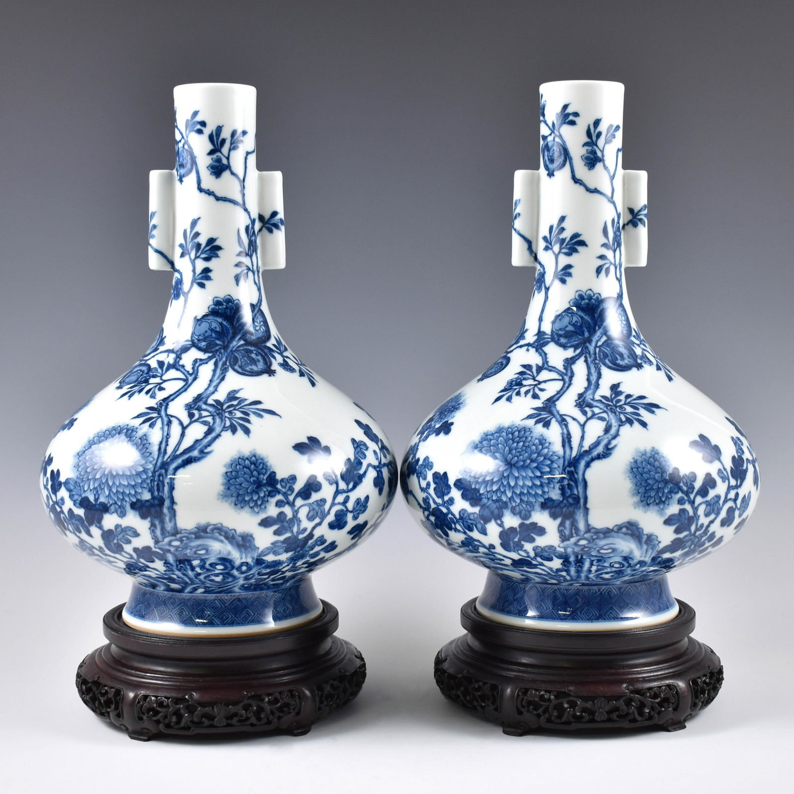 PR. YONGZHENG BLUE & WHITE CHRYSHANTEMUMN & PEACH (1 of 7)