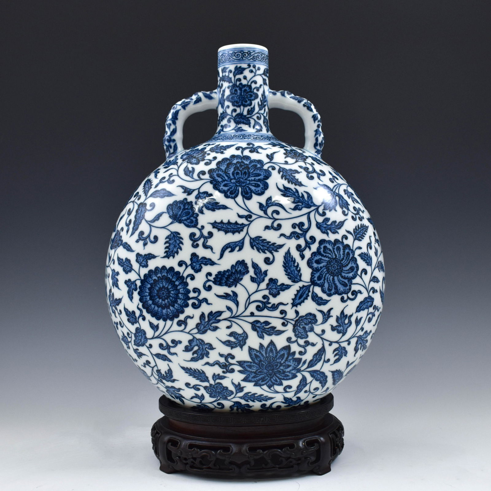 YONGZHENG BLUE/WHITE MOON VASE (1 of 7)