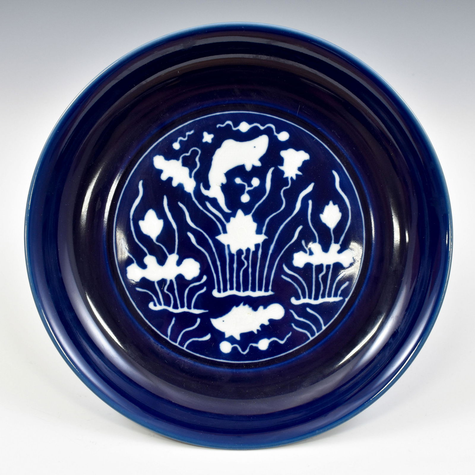 MING XUANDE REVERSED BLUE FISH LOTUS POND PLATE (1 of 7)