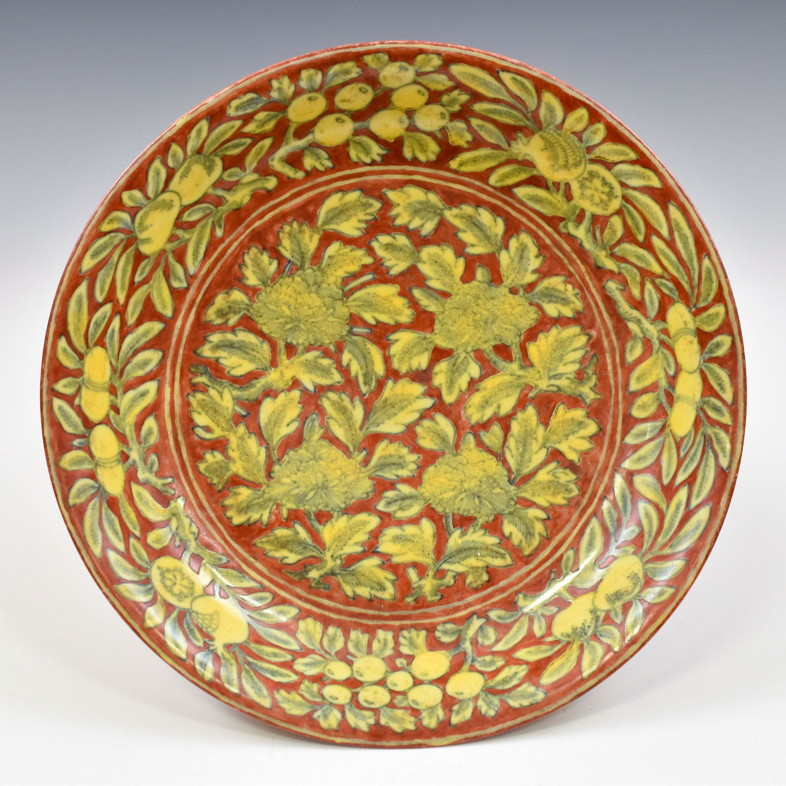 MING WANLI YELLOW AND RED WRAPPED FLORAL PLATE (1 of 8)