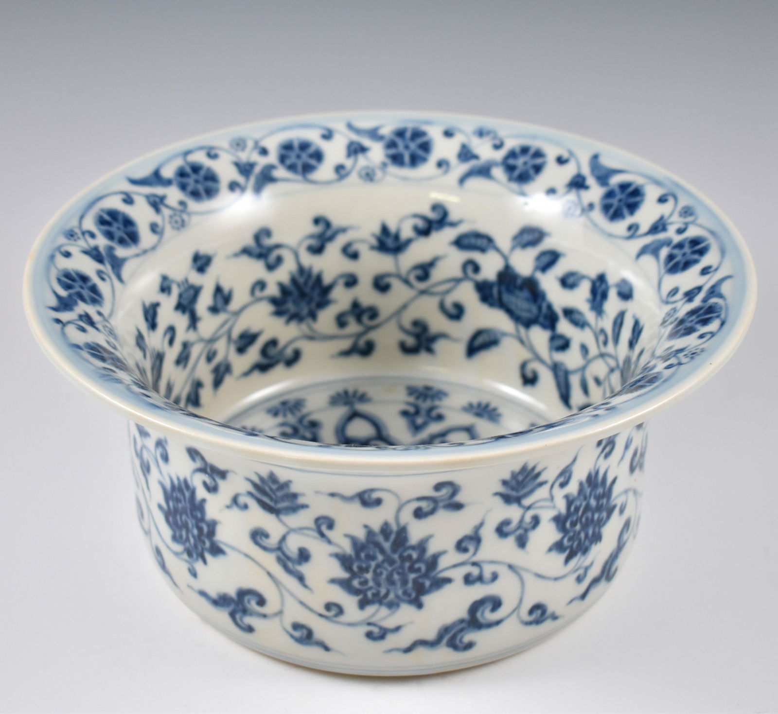MING BLUE & WHITE LOTUS PORCELAIN BASIN (1 of 7)