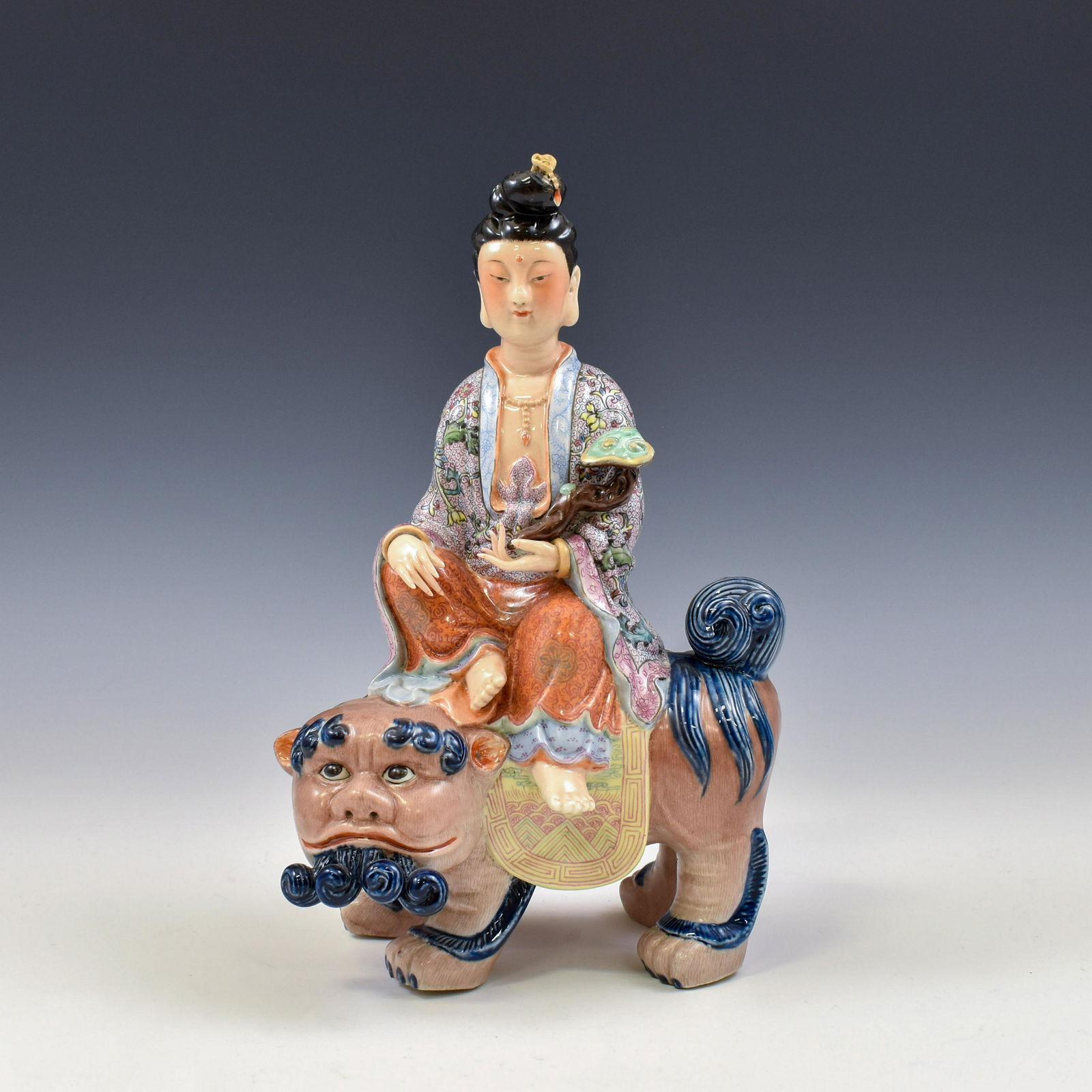 JIAQING FAMILLE ROSE GUANYIN ON LION PORCELAIN STATUE (1 of 7)