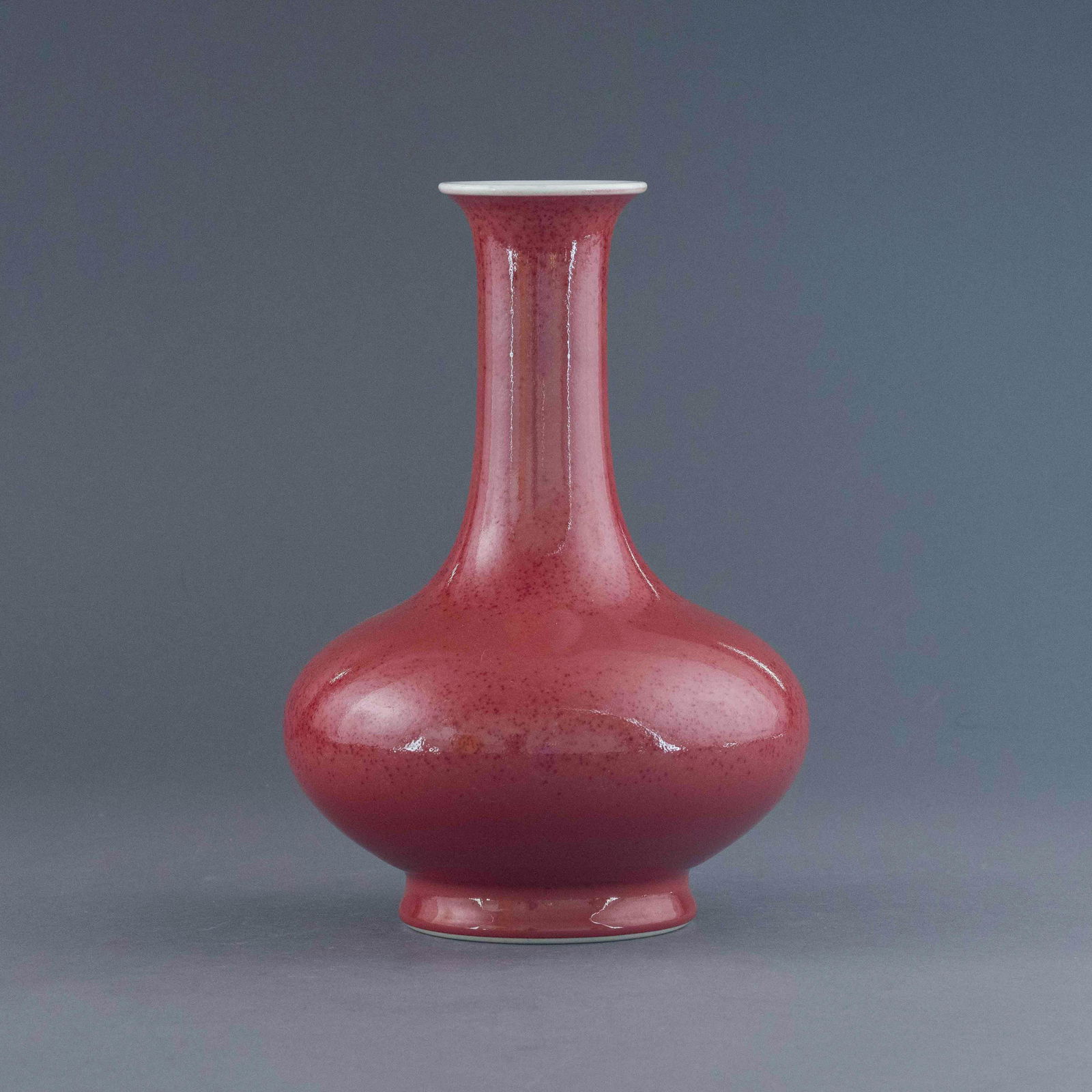 JIHONG RED MONOCHROME BOTTLE VASE (1 of 6)