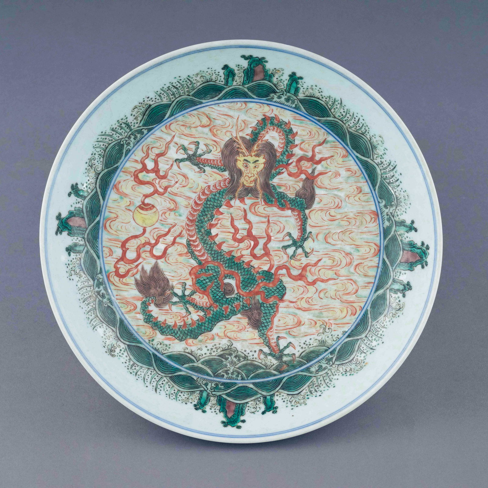 CHONGZHEN WUCAI DRAGON PORCELAIN PLATE (1 of 5)