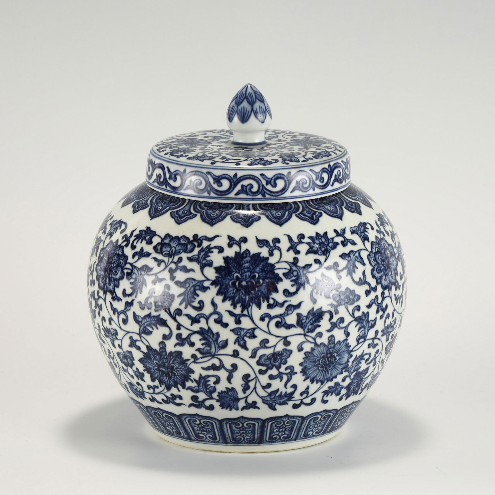 QING YONGZHENG BLUE AND WHITE JAR (1 of 10)
