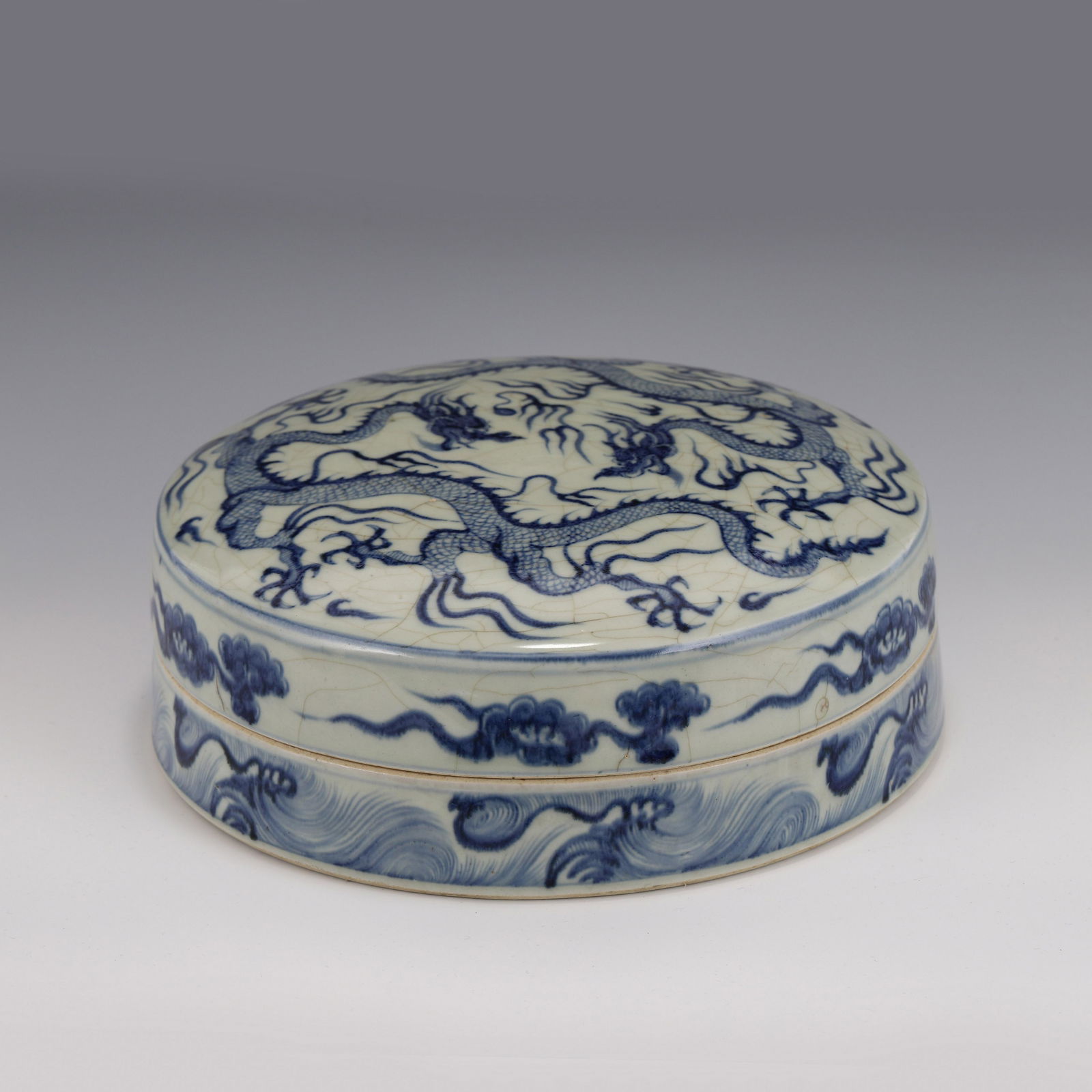 YUAN BLUE & WHITE DRAGON LIDDED BOX (1 of 10)