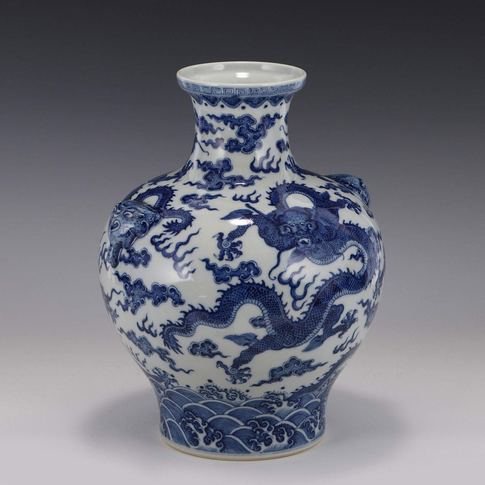 BLUE & WHITE DRAGON AMPHORA ZUN VASE (1 of 10)