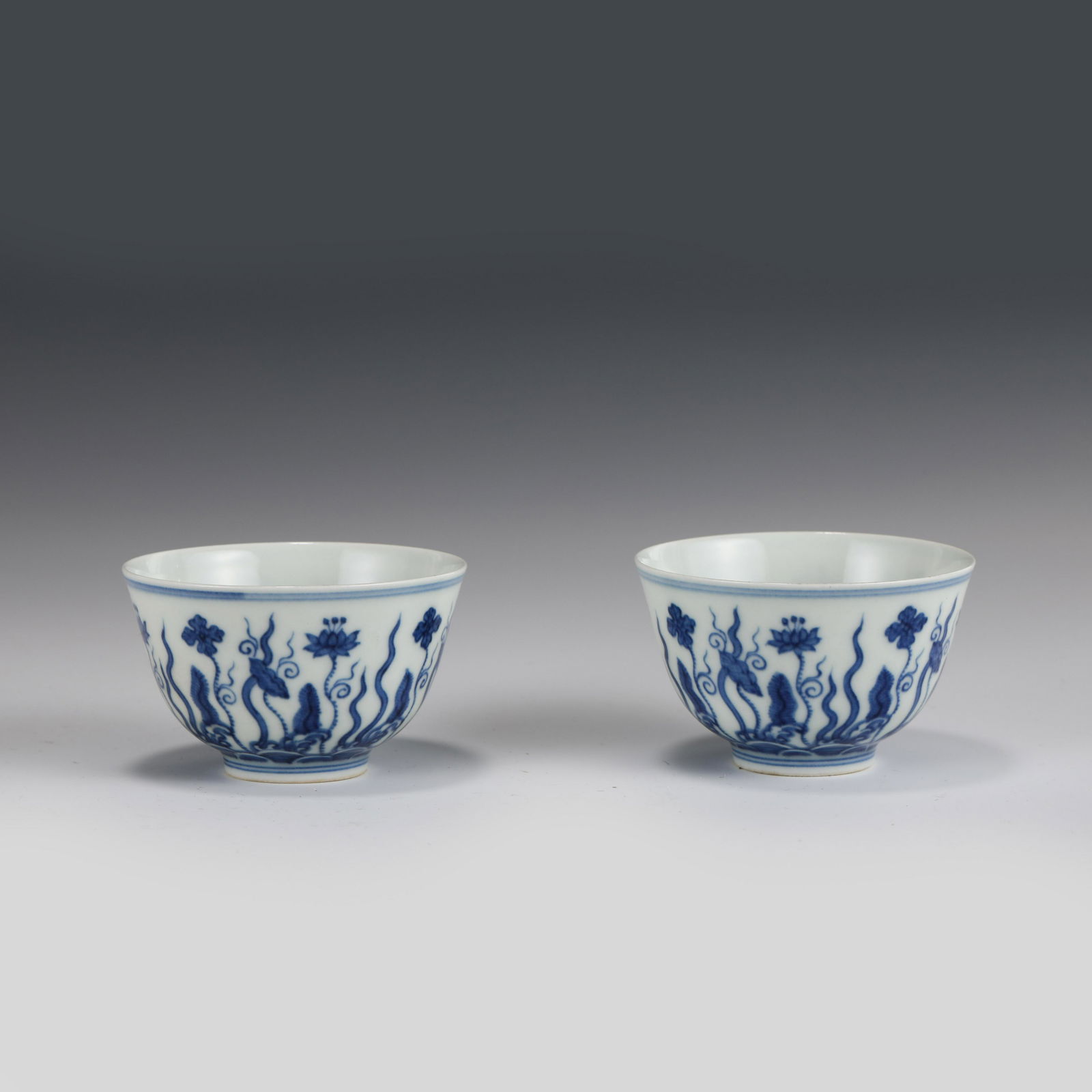 PAIR CHENGHUA BLUE & WHITE SMALL BOWLS (1 of 7)