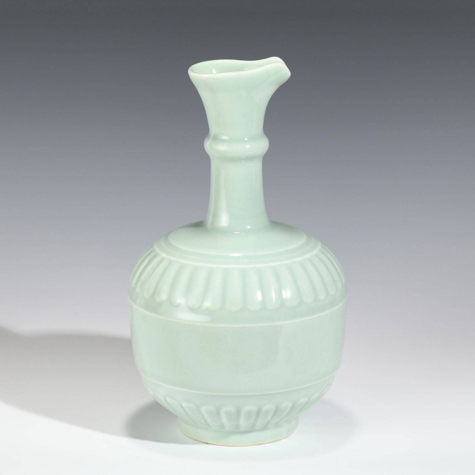 YONGZHENG DOUQING GLAZED VASE (1 of 9)