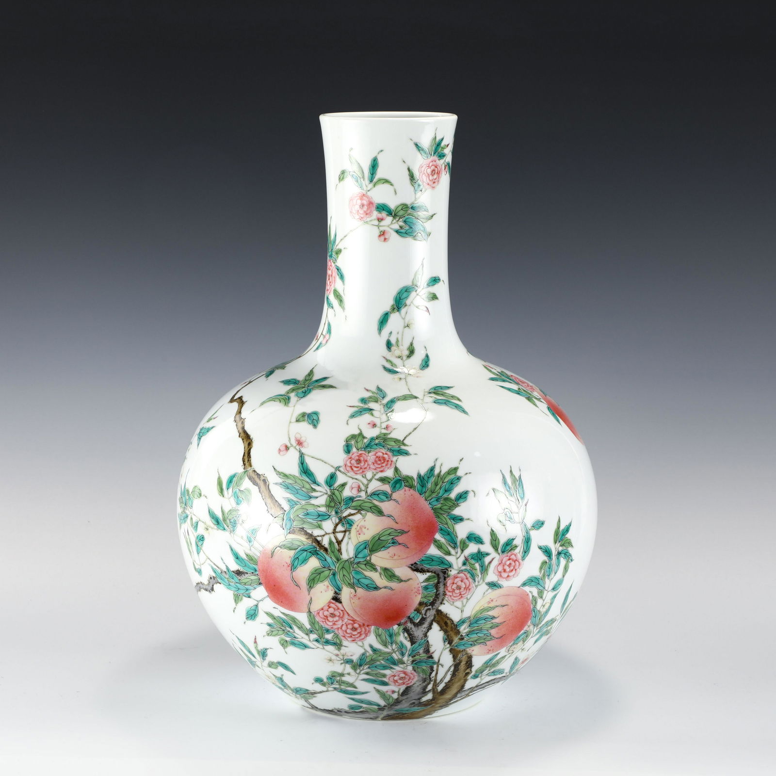 CHINESE YONGZHENG NINE PEACH VASE (1 of 10)