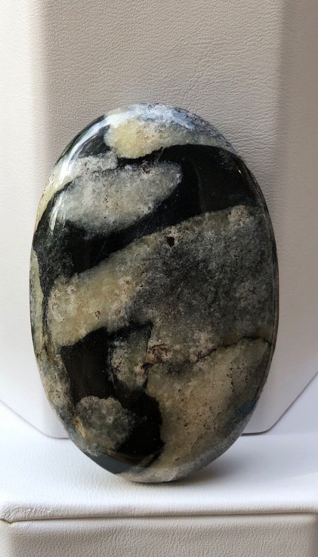 Shell Jasper Palm Stone (1 of 1)