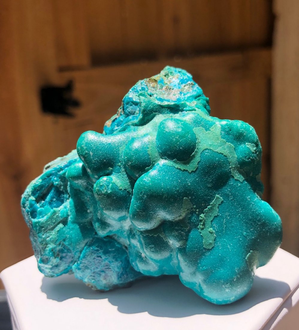 Botryoidal Chrysacolla Specimen: Botryoidal chrysacolla on malachite. Democratic Republic of Congo. Approximately 65mm X 60mm X 30mm. 119 Grams. As pictured.