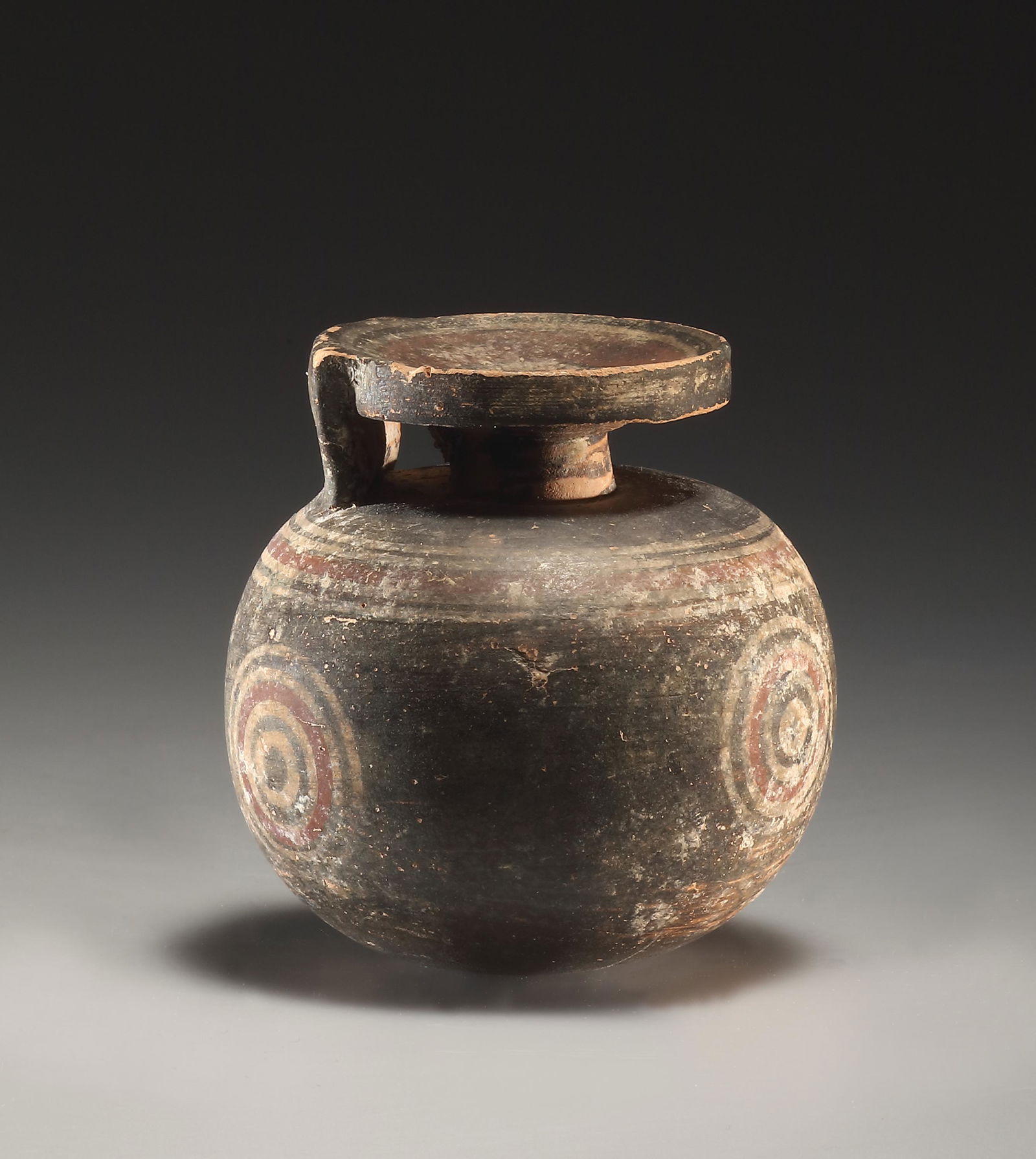 A Laconian Aryballos (1 of 3)