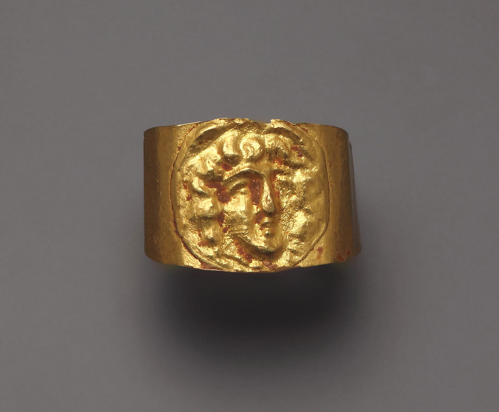 A Finger Ring with Medusa (1 of 2)