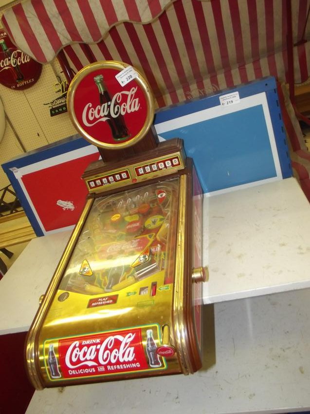 Tabletop Pinball (1 of 1)