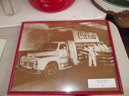 Coke Truck Print: Print