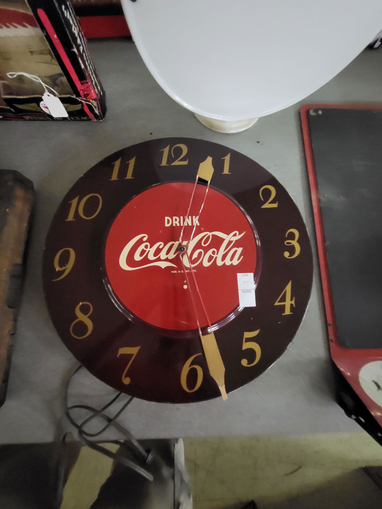 Coke CLock (1 of 1)