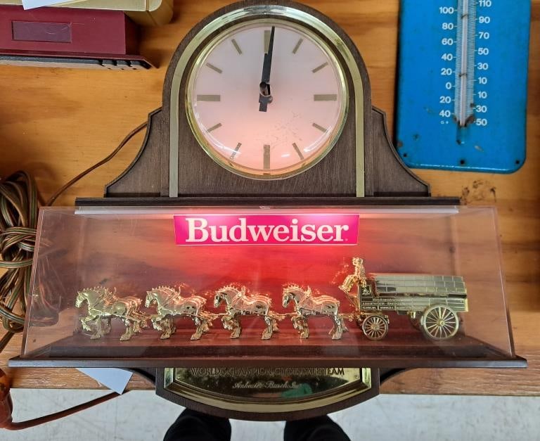 Budweiser Clydesdale Small Clock (1 of 1)