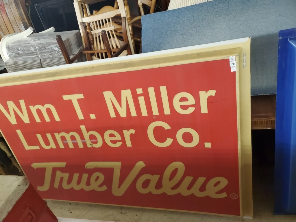 True Value Sign (1 of 1)