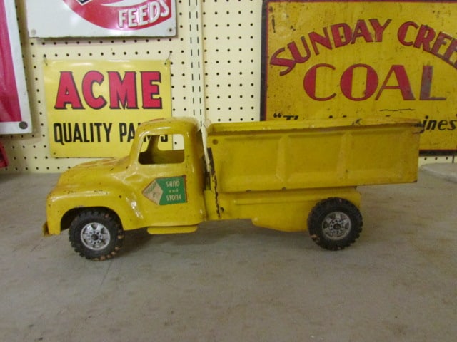 Buddy L Sand And Stone Pressed Steel Dump Truck Pressed Steel: Buddy L Sand And Stone Pressed Steel Dump Truck Pressed Steel