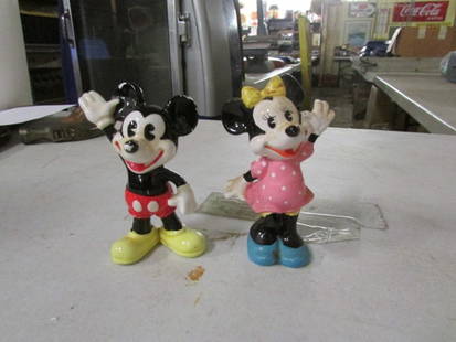 Walt Disney MIckey And Minnie Mouse Figurines Lot of 2: Walt Disney MIckey And Minnie Mouse Figurines Lot of 2