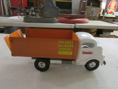 Structo Toys Dup Truck "Package Delivery Service" Pressed Steel: Structo Toys Dup Truck "Package Delivery Service"Pressed Steel