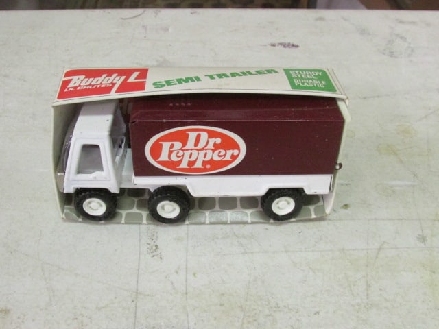 Buddy L Dr. Pepper Semi Trailer: Buddy L Dr. Pepper Semi Trailer