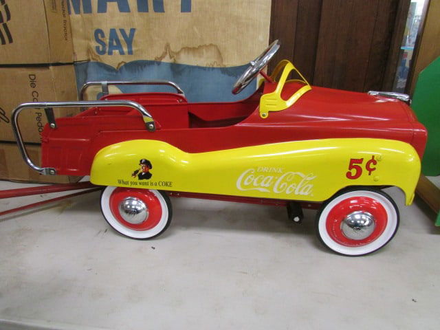 Ford Mustang Pedal Car Coca-Cola 希少 美品 - メルカリ