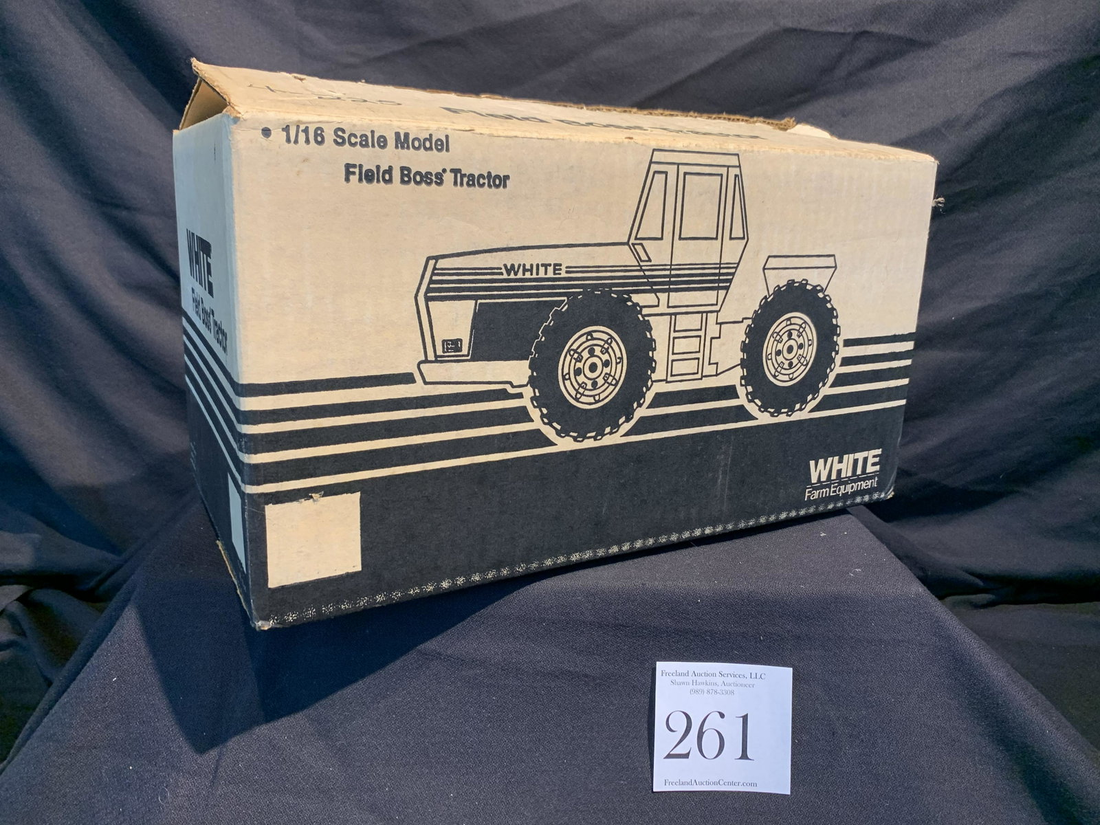 WHITE FARM EQUIPMENT 1/16 Scale Die Cast Metal FIELD: WHITE FARM EQUIPMENT 1/16 Scale Die Cast Metal FIELD BOSS Tractor Farm Toy BOX ONLY