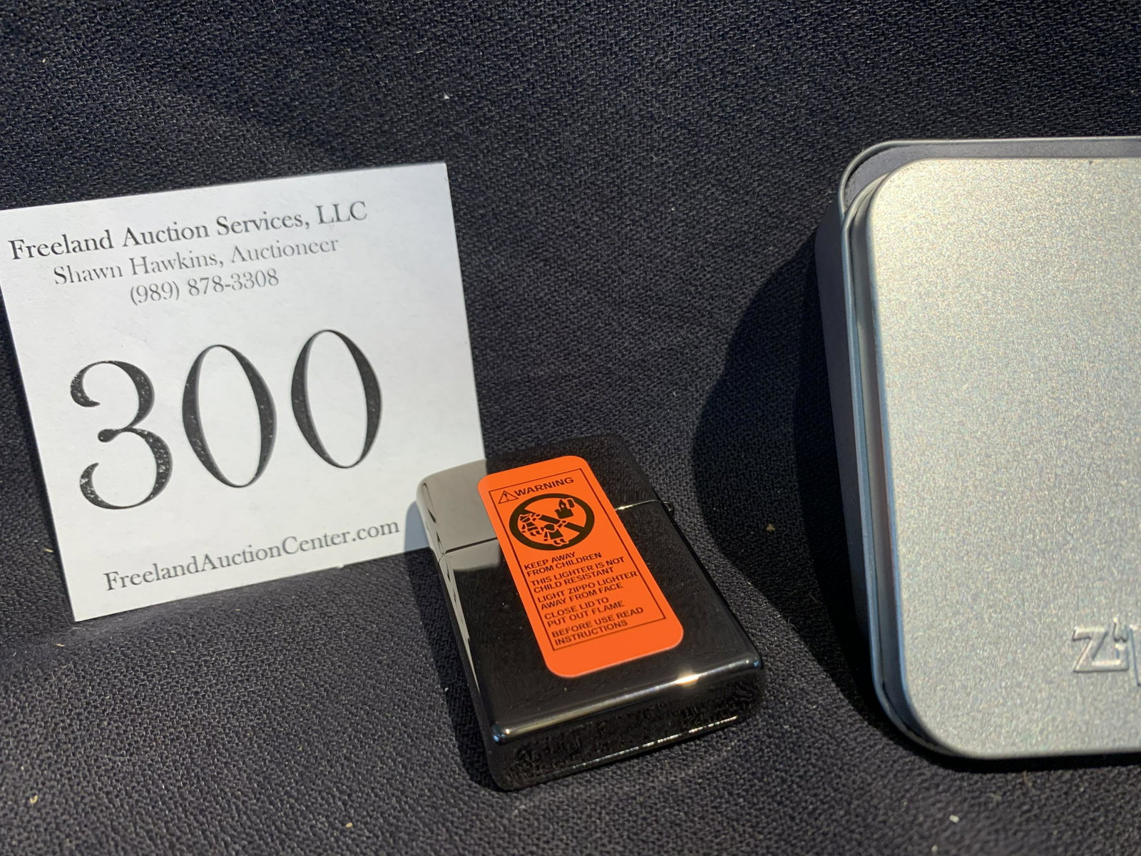 ZIPPO LIGHTER in original case: ZIPPO LIGHTER in original case