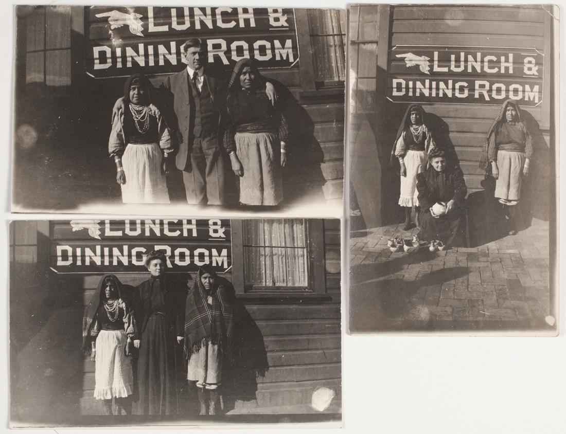 3 VIEWS PUEBLO INDIANS POSE WITH WHITE TOURISTS (1 of 2)