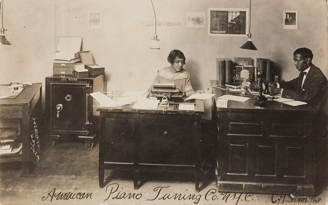 JAMES VAN DER ZEE Black Business Workers Vintage (1 of 3)