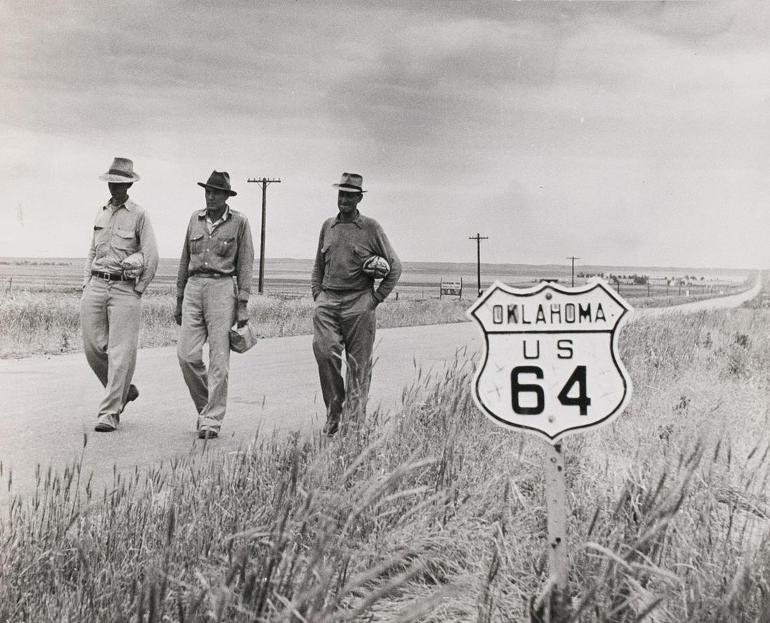 ALFRED EISENSTAEDT Harvesters Hitchhiking 1942 (1 of 3)