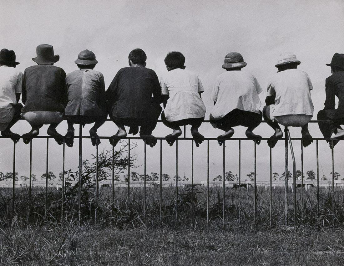 JACK BIRNS Horse Race Spectators Vietnam 1948 (1 of 3)
