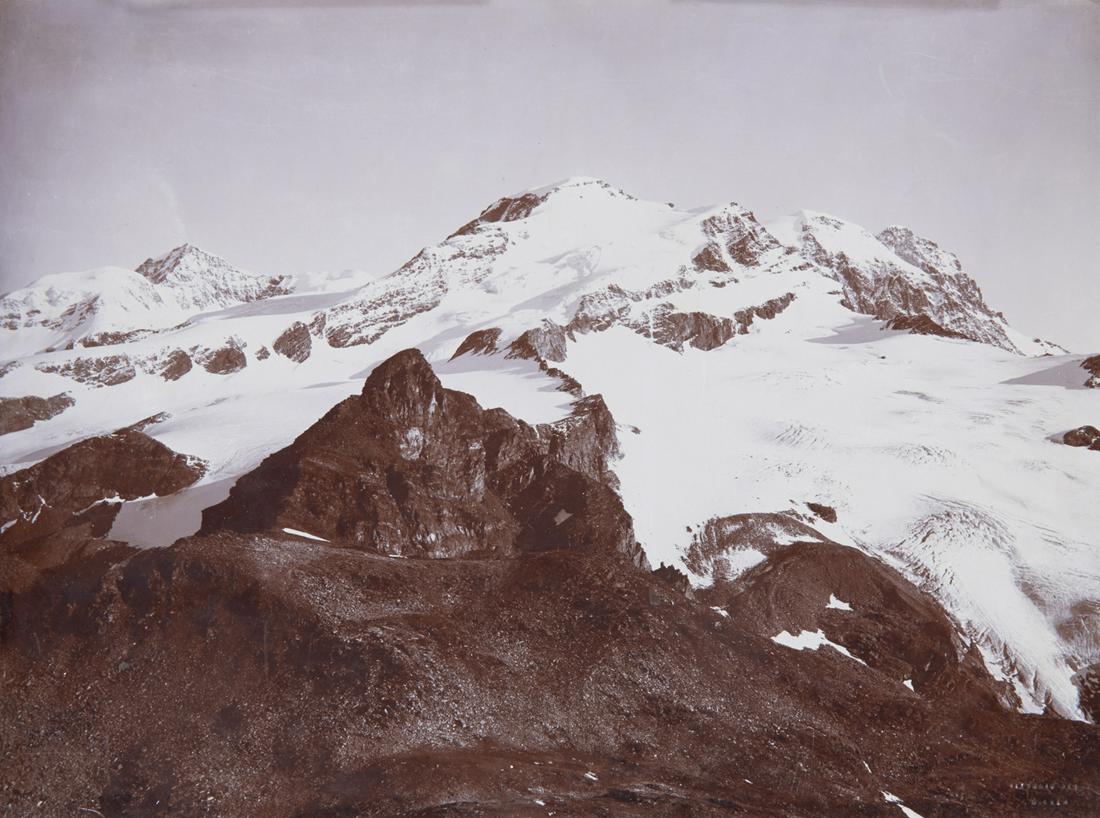 2 VIEWS Lyskamm Landscape Soft and Hard textures (1 of 6)