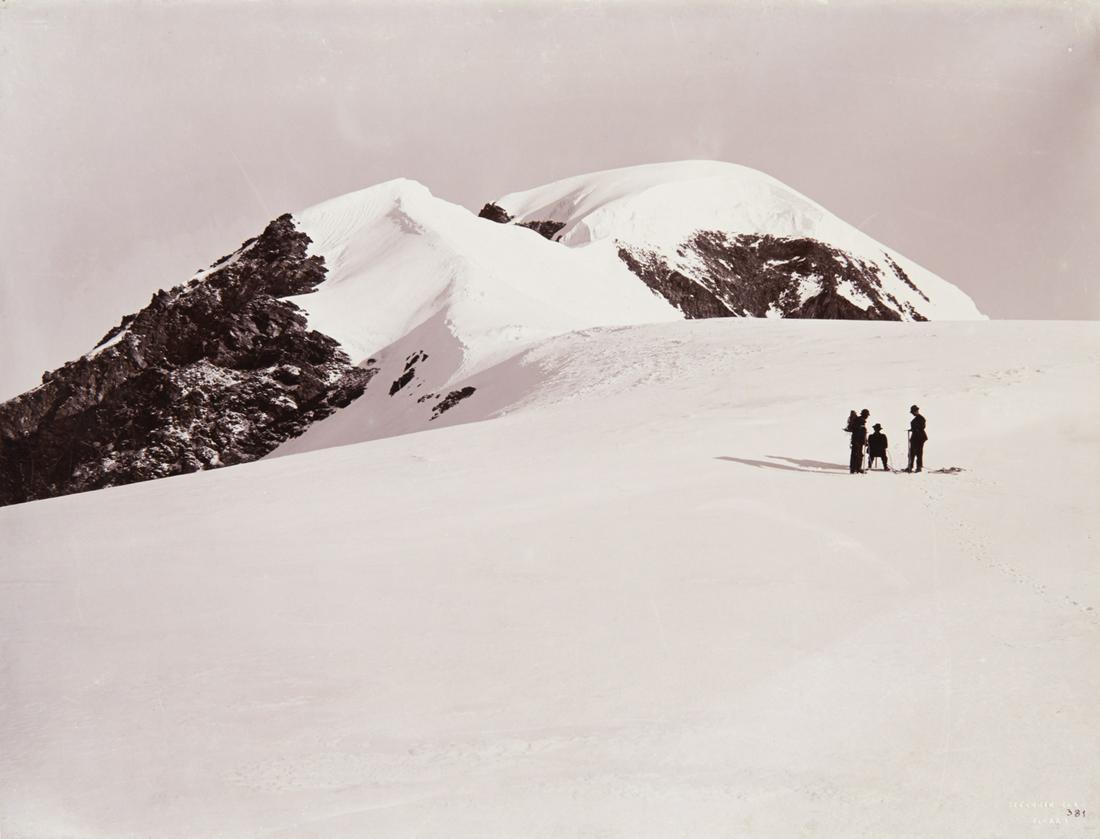 HIKING UP Alphubel Pennine Alps sublime (1 of 3)