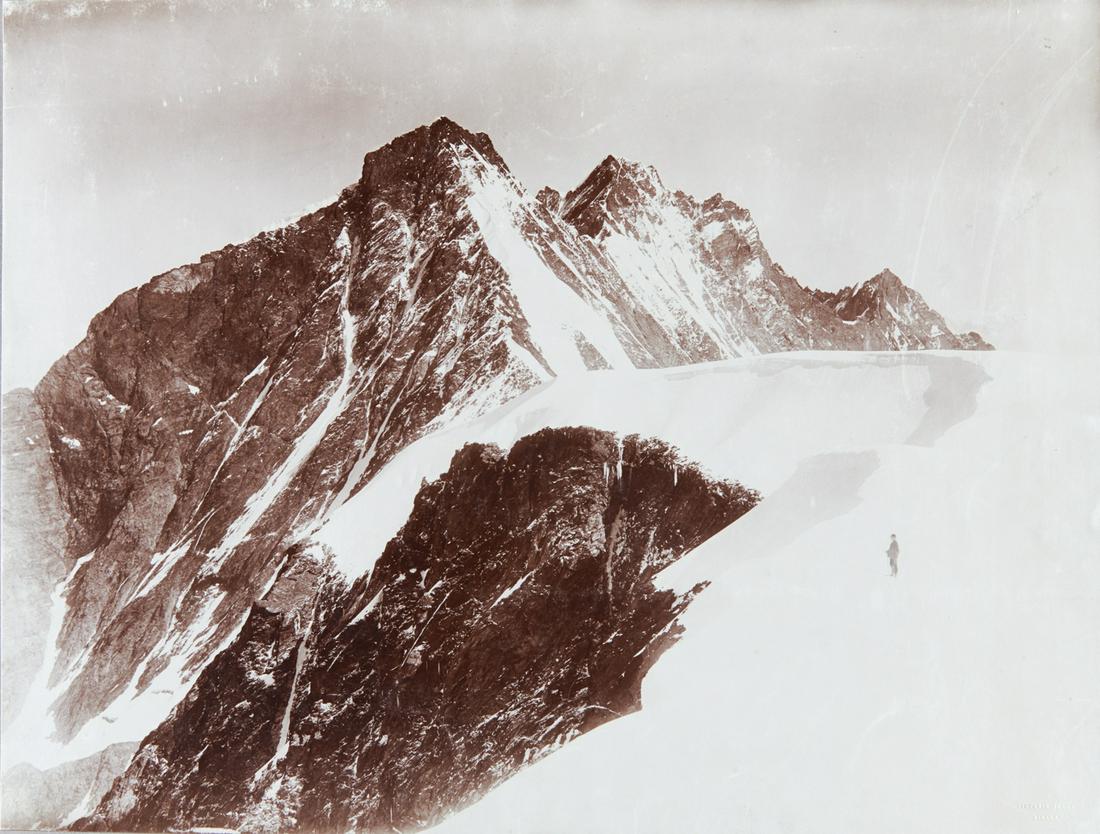 2 VIEWS Climbing on the Mischabel massif (1 of 6)