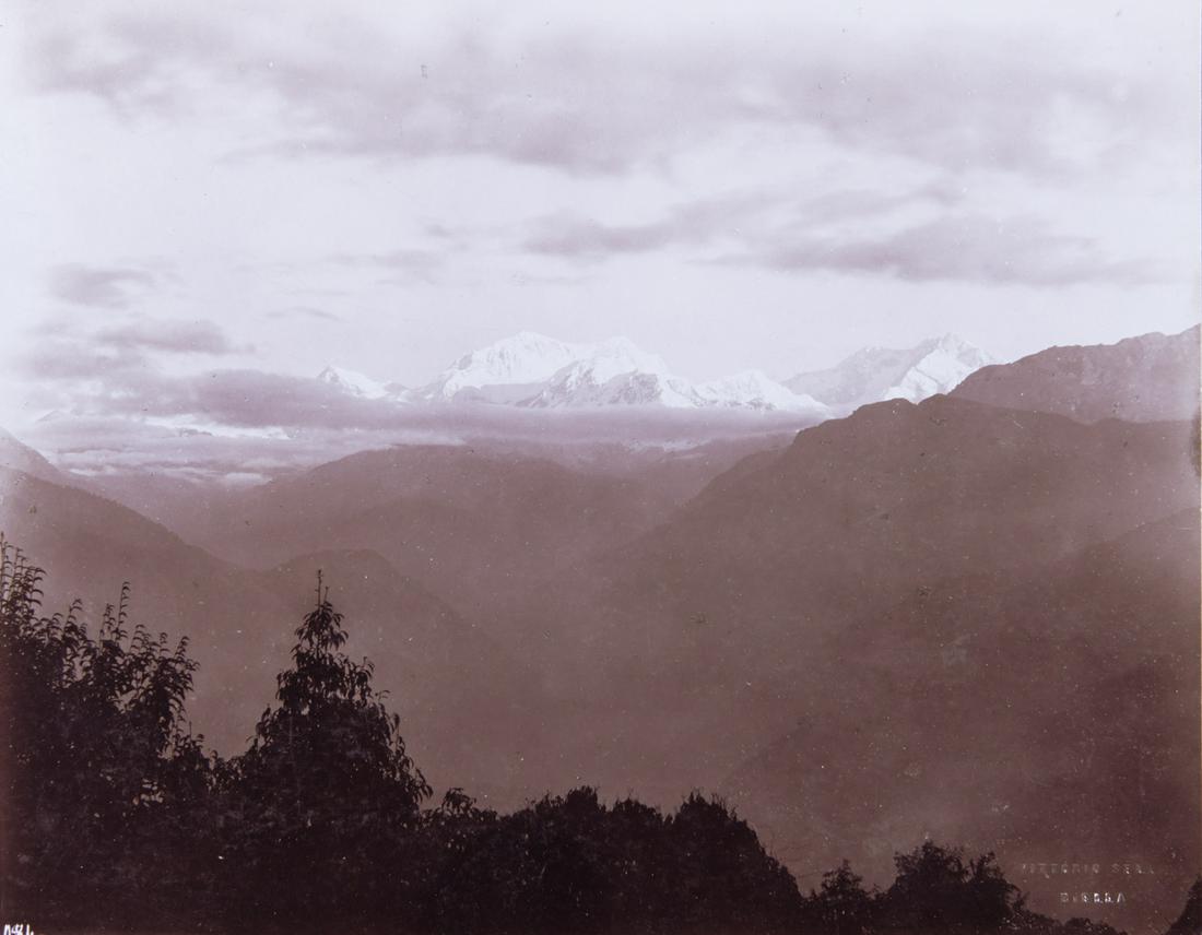 KABRU & KANGCHENJUNGA floating above Sunrise 1899. (1 of 3)