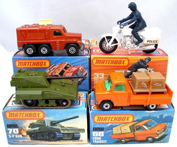 4x Matchbox Superfast models F: 4x Matchbox Superfast models (1) 16a Badger, Bronze body, green glass, Cream antennae, very near mint in an excellent box (2) 33c Police Motorcyclist, White body and seat with POLICE label, Chrome eng