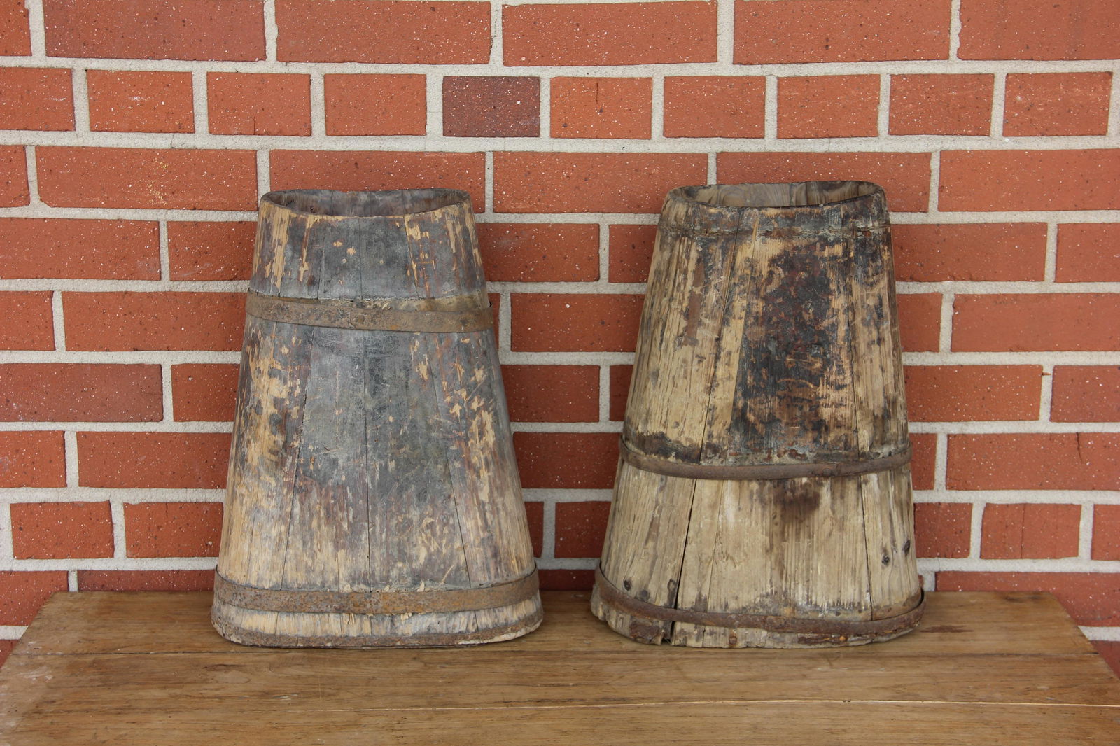 Lot of 2 Wood Grape Vases (1 of 3)