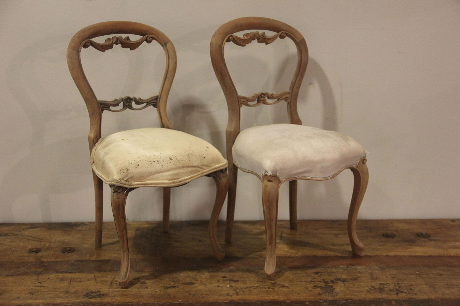 Lot of 2 Mini Salesmen Chairs (1 of 3)