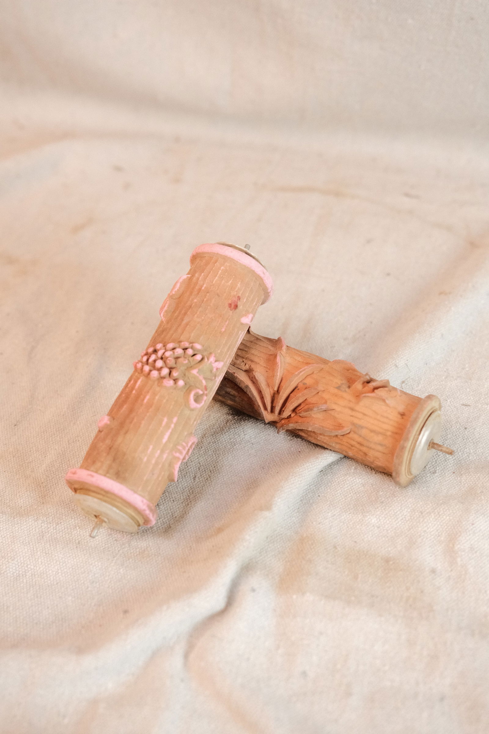 Wall Paper Trim Roller Imprint: Floral Design Foam Wall Paper Trim Roller, Accent Roll, one pair