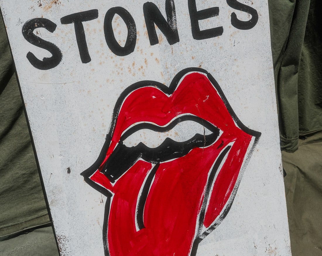 Vintage Style Metal Sign "Rolling Stones" Red Lips (1 of 4)