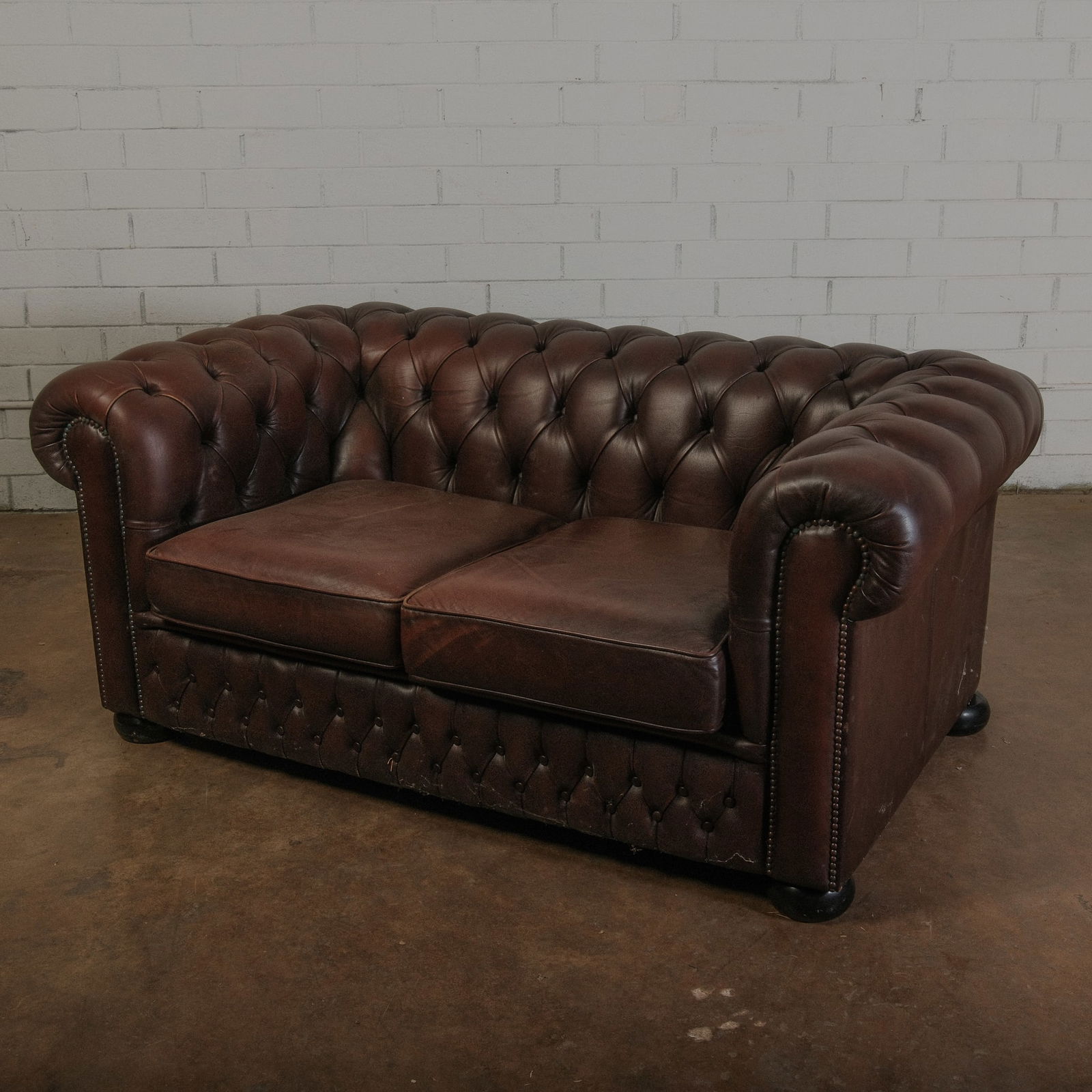 Leather Chesterfield Love Seat sofa (1 of 6)