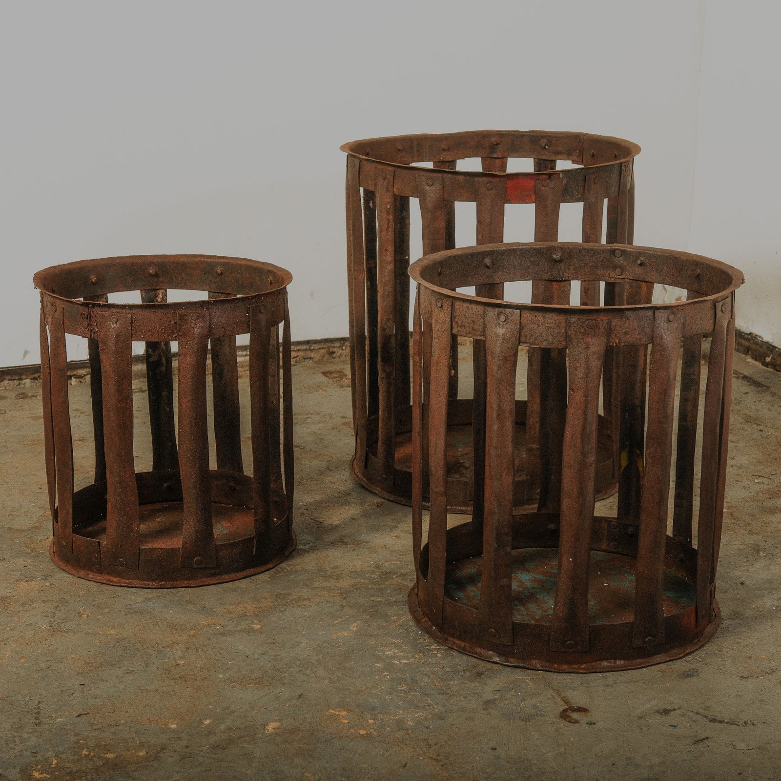 Rustic Heavy Metal Basket, set of 3 nesting baskets. (1 of 5)