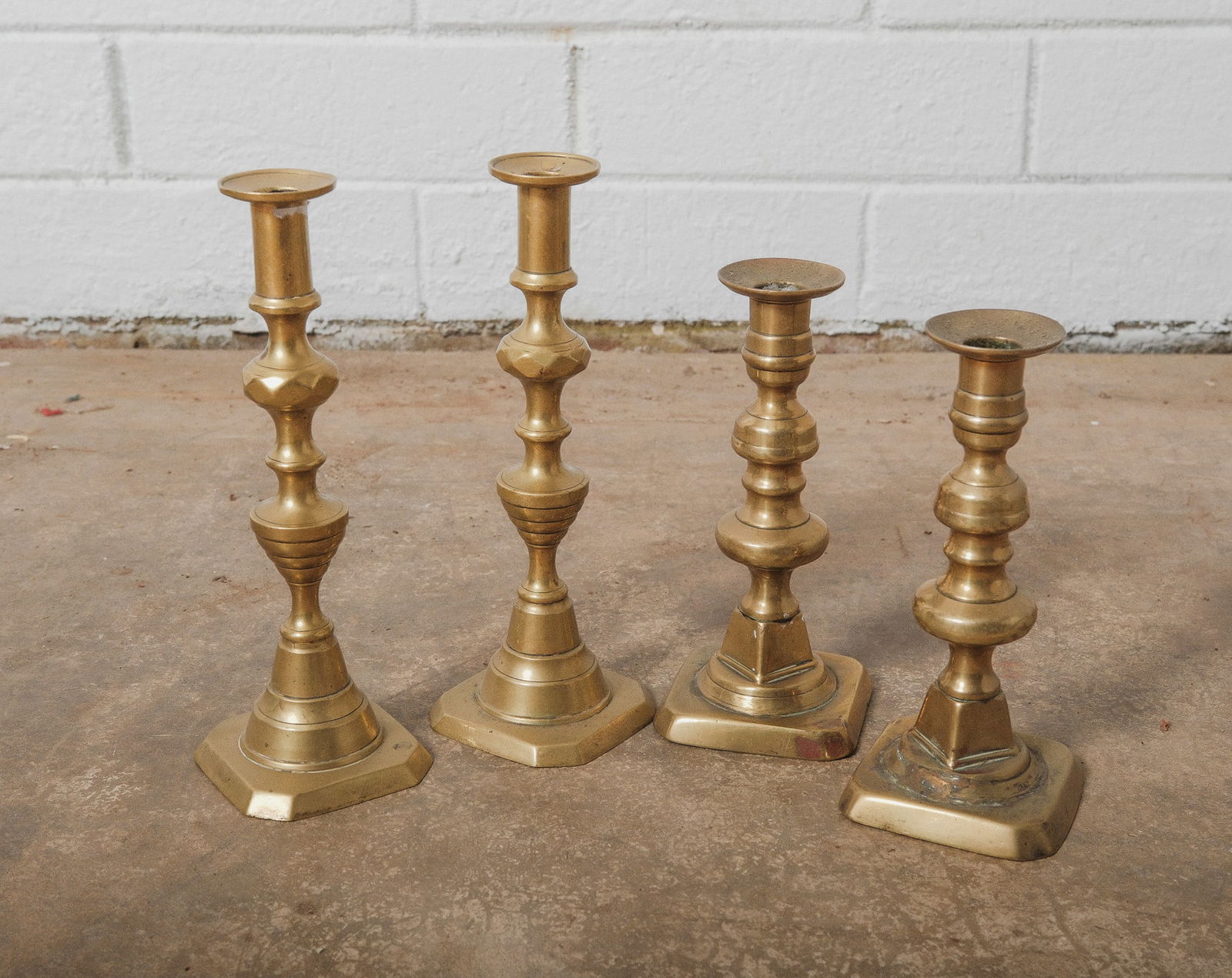 Set of 4 Vintage Brass Candlesticks (1 of 4)