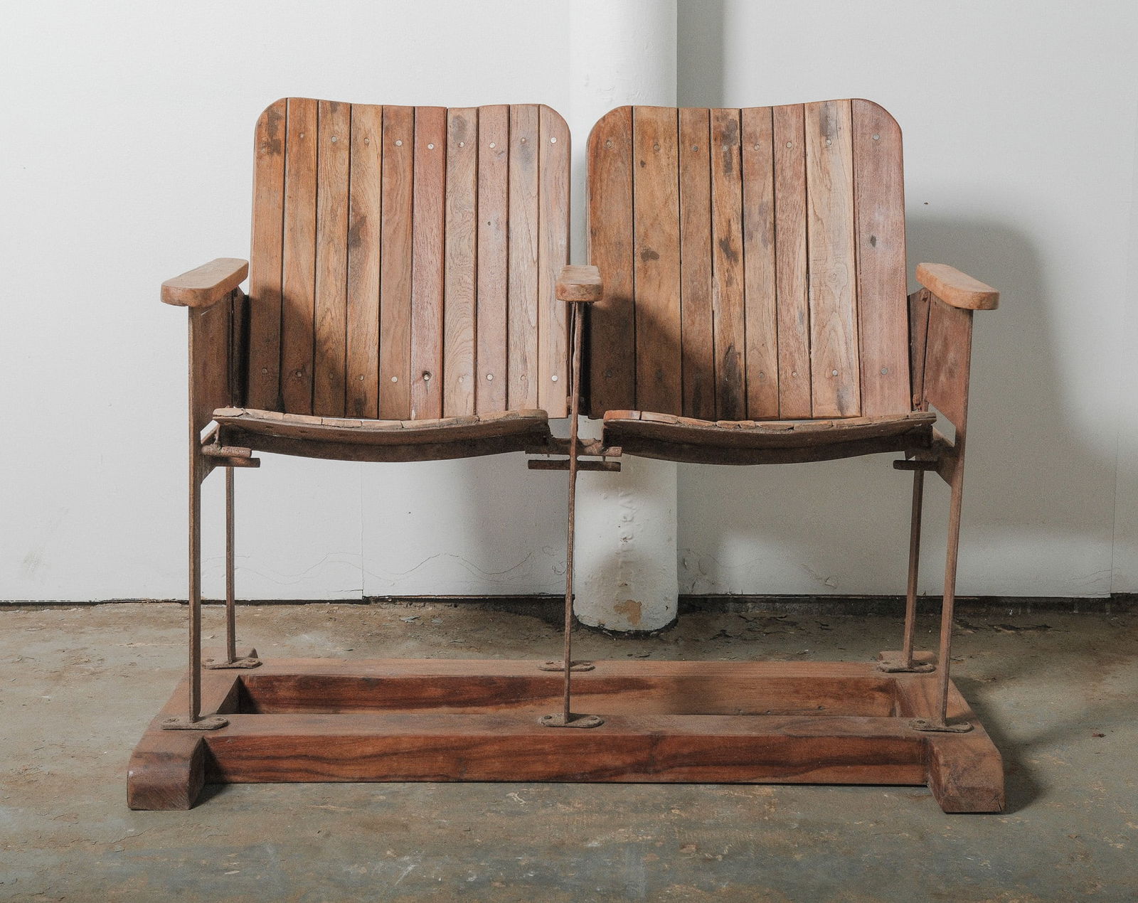 Vintage Wood Double Stadium Seat (1 of 4)