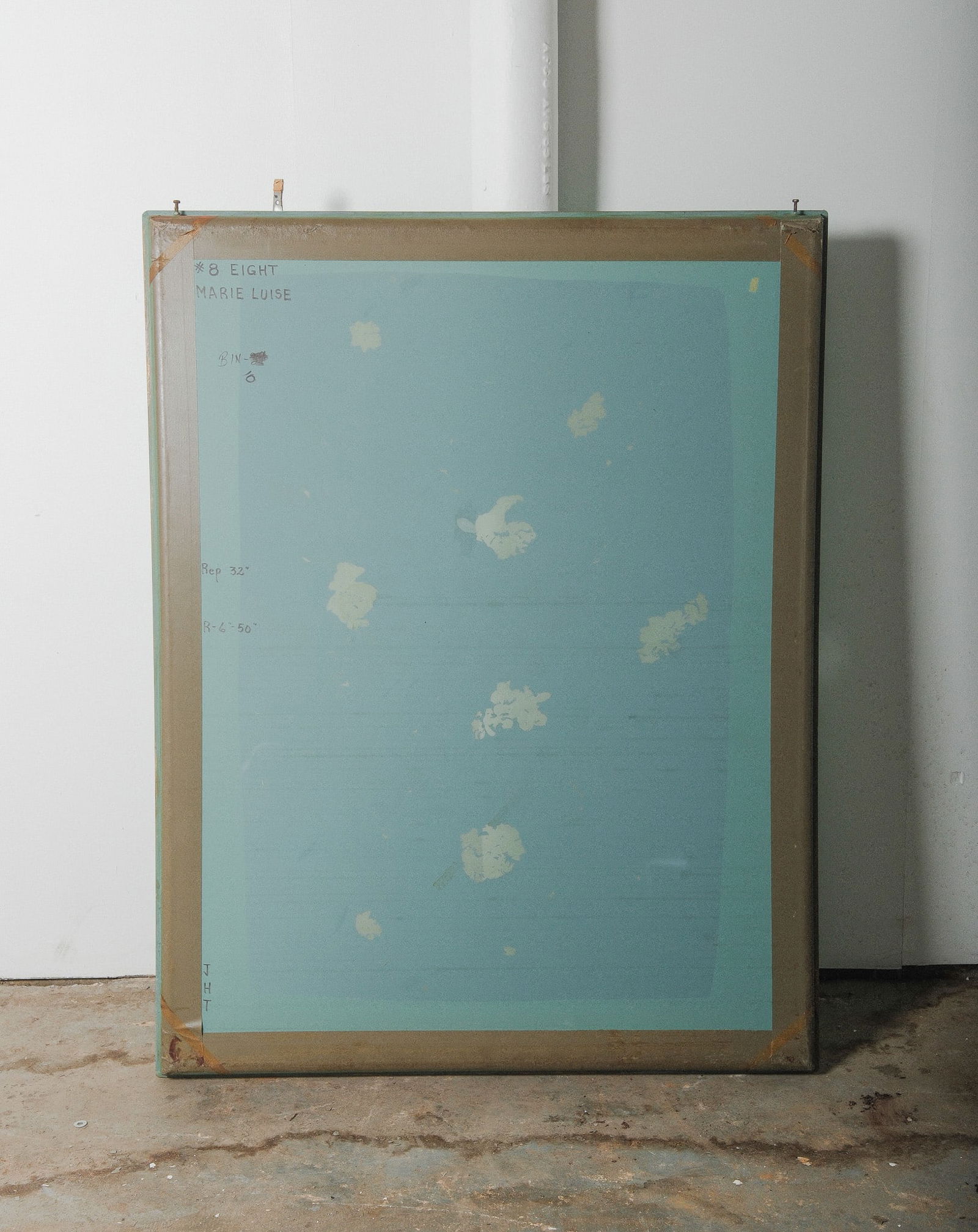 Vintage Silk Screen Printing Frame with Abstract Green on Mesh (1 of 3)