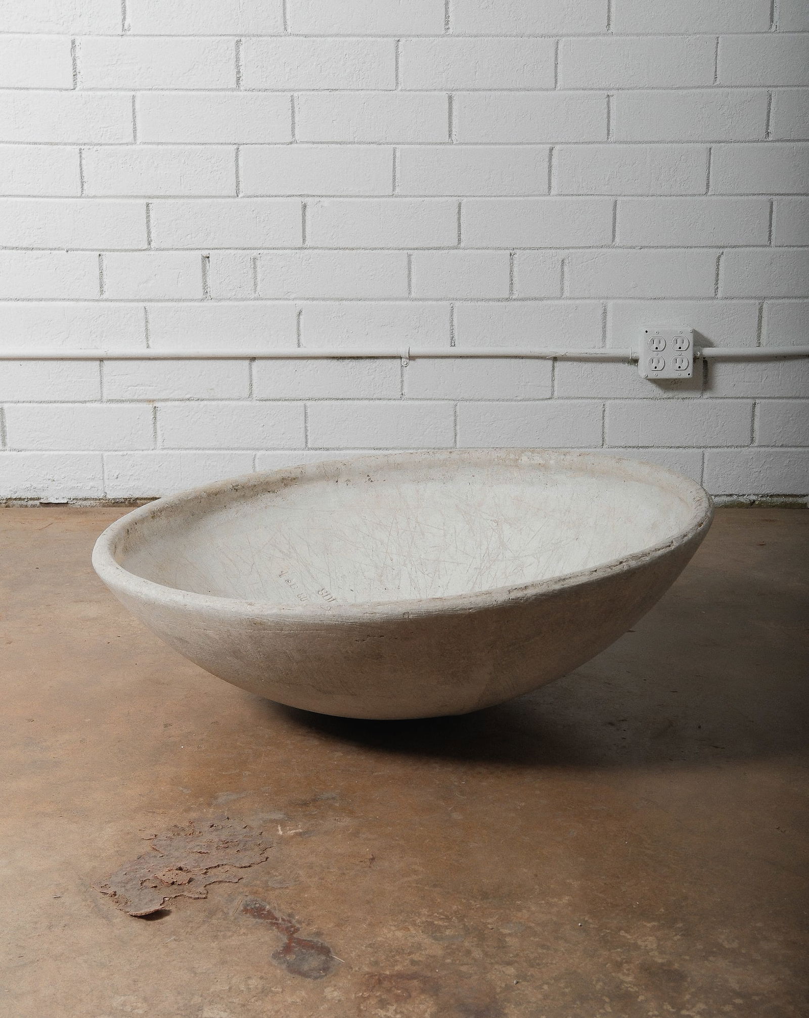 Willy Guhl Disk Basin Planter (1 of 4)